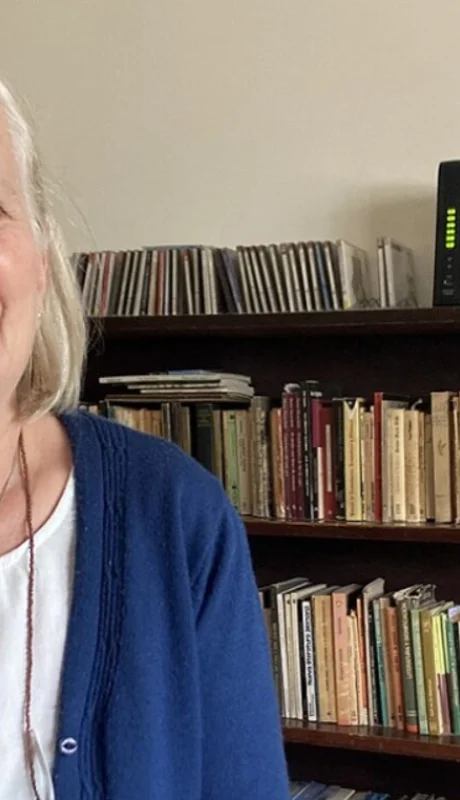 Ana Rosa Llobet explica cómo actuar con rapidez y coordinación ante la desaparición de un menor.