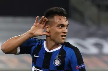 Escándalo en Italia: la seña de cobarde de Lautaro Martínez a su ex DT que se hizo viral