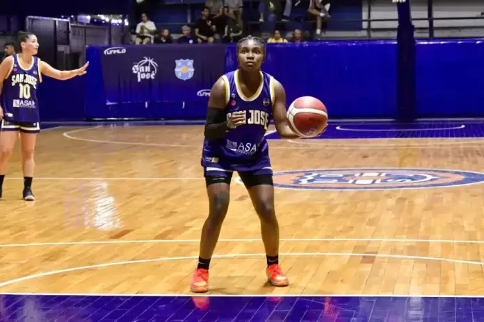 McCalla fue la gran figura de la noche del viernes.