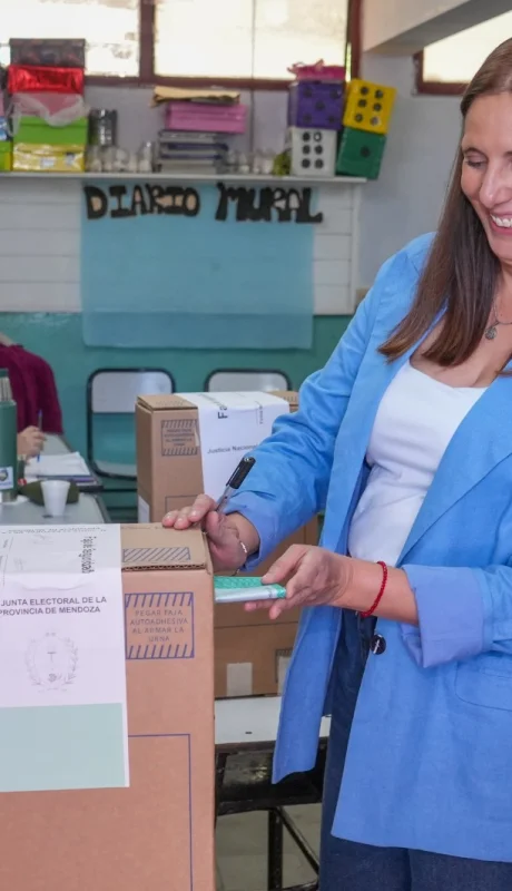 Marisa Uceda votó y pidió poner un límite a Milei en estas elecciones.