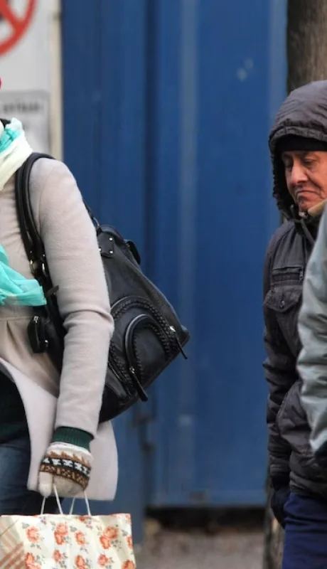 ¡A sacar el abrigo! El clima primaveral se termina: lunes con un brutal descenso de la temperatura y lluvias