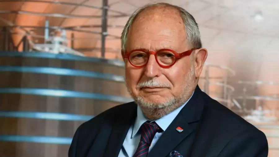 "El panorama geopolítico se define como un "caos mundial", un período de transición tras la era de la hegemonía estadounidense" (Diego Guelar).