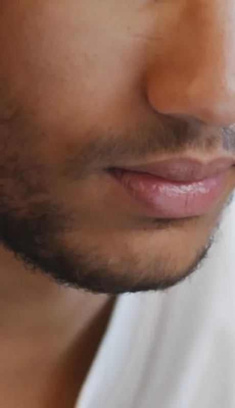 La prevención del VPH comienza con la educación, la vacunación y los controles médicos regulares.