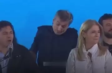 Los gestos que delataron a Máximo Kirchner durante el discurso de Kicillof