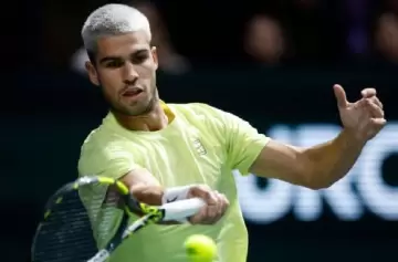 ¡El Rey Cayó! La sorprendente derrota de Alcaraz en París que pone el N°1 en riesgo