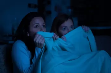 Ver películas de terror puede calmar la ansiedad: el inesperado poder terapéutico del cine
