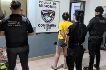 Una mujer le arrancó un dedo de una mordida a otra tras una acalorada discusión