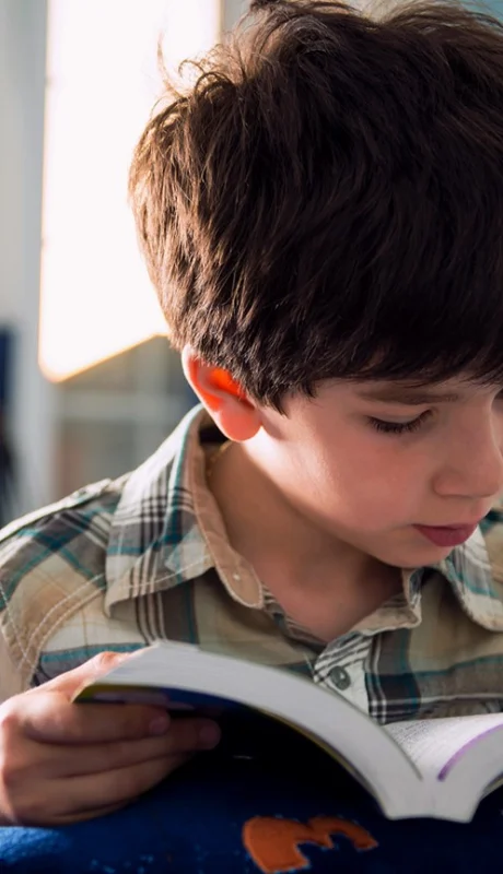 El objetivo central de esta política educativa es obtener información nominal de cada estudiante, tanto al inicio como al cierre del ciclo lectivo