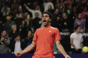 El gran esfuerzo no alcanzó: ¿Por qué Cerúndolo cayó ante Sinner en el Masters de París?