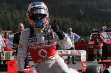 El campeón del mundo que superó a Hamilton se retira: la razón es conmovedora