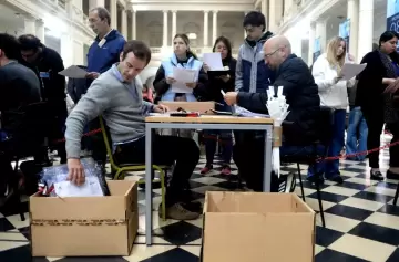 Cómo el escrutinio definitivo selló la victoria ajustada en cinco provincias clave