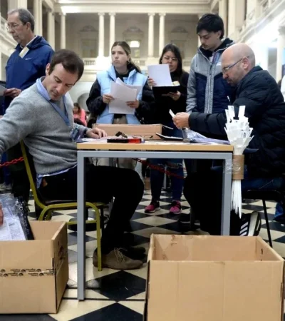 La confirmación del escrutinio definitivo menciona que "ratificó los resultados provisorios" y "descartó modificaciones significativas.