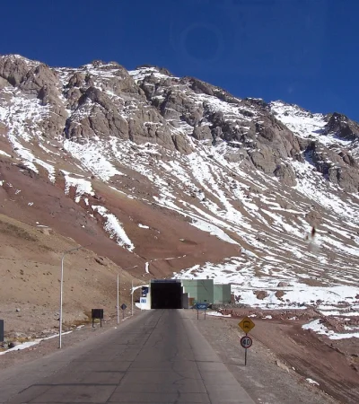 El Paso Cristo Redentor se encuentra cerrado.