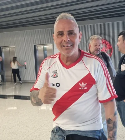 Pablo Lunati, candidato a presidente, llego a votar