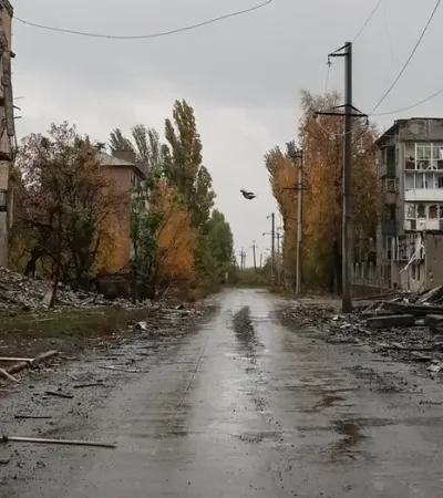 Ciudades destruidas y sin energía