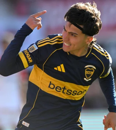 El changuito Cáceres marcó un golazo para Boca