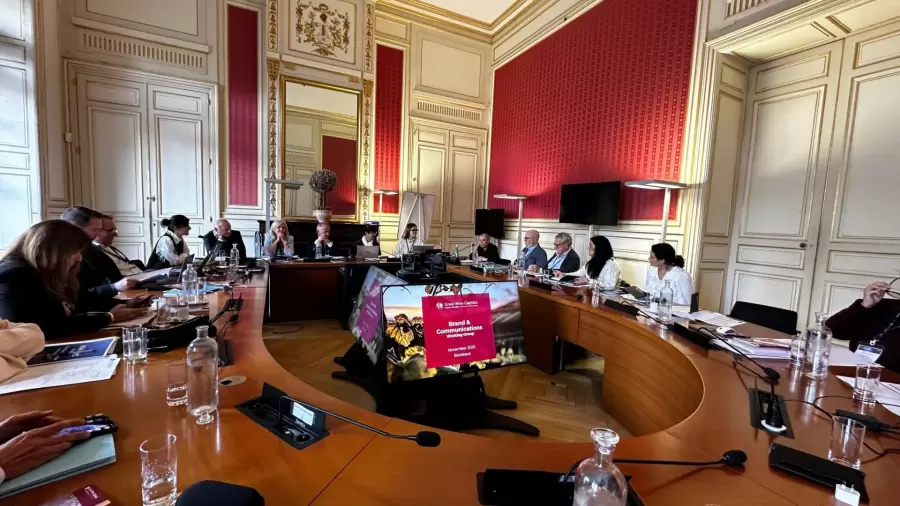 Deliberaciones en Burdeos de GWC