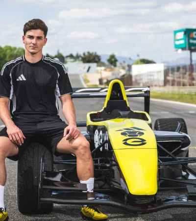 El día que Julián Álvarez emuló a Colapinto para una publicidad.