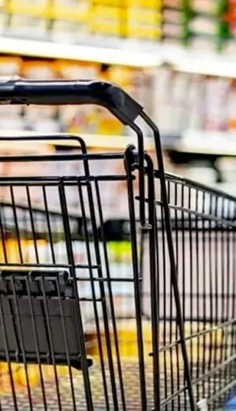 "La Cámara Argentina de Supermercados y otras instituciones como la CAME miden una caída en las ventas en todos los rubros" (G. Romero)