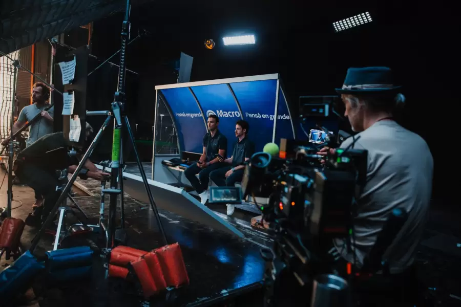 Macro y Sacoloni lanzan una publicidad con un mensaje esperanzador para los argentinos