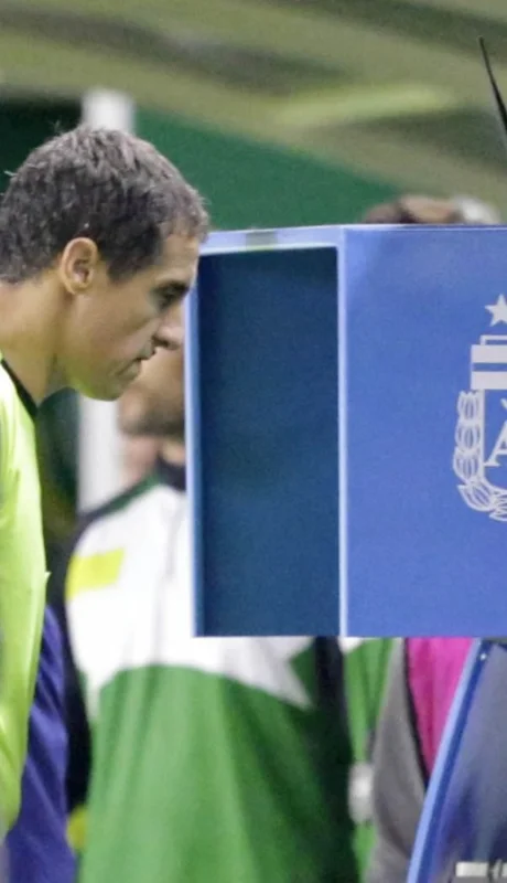 El VAR está mal utilizado en nuestro país.