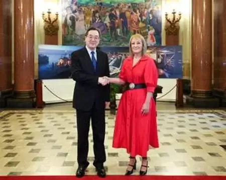 Los funcionarios en Montevideo