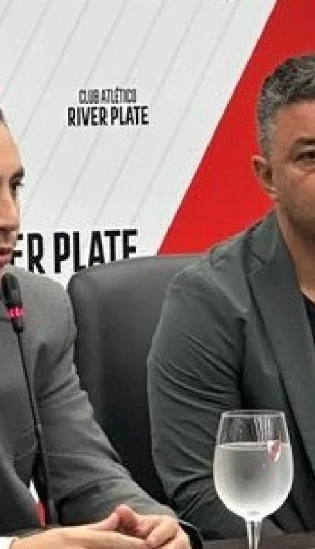 Di Carlo y Gallardo en la conferencia de prensa