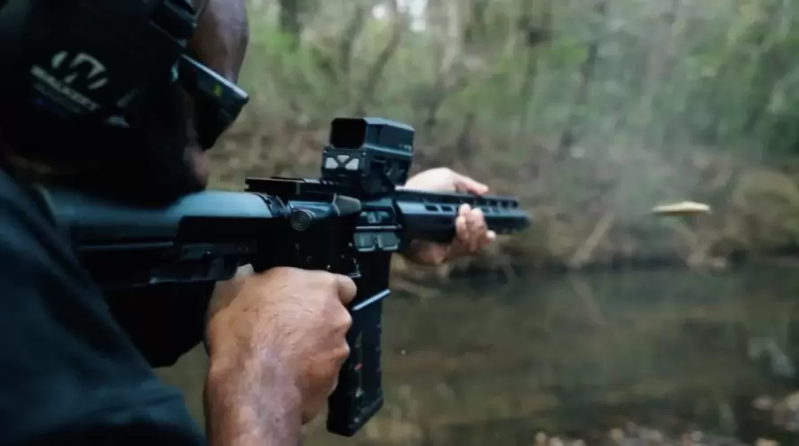 La resolución habilita que el cargador del arma sea de tipo Kippong. Antes, en casos muy limitados, este no podía serlo y debía estar soldado al arma.