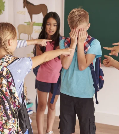 Ciberacoso y redes sociales: el nuevo escenario del bullying en adolescentes.