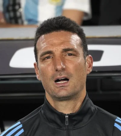 Leo Scaloni probará nuevos jugadores