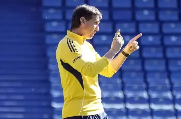 Boca define el equipo para enfrentar a Talleres