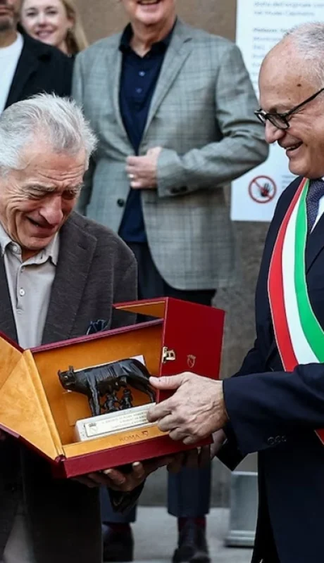 'Una obra de arte viviente': el emotivo discurso de Robert De Niro tras recibir el máximo honor de Roma