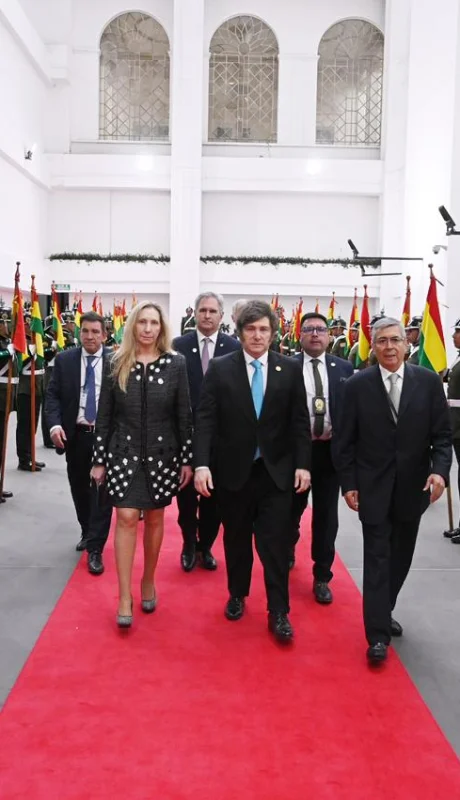 El presidente Javier Milei en Bolivia en la asunción de Rodrigo Paz Pereira/ Fuente: Presidencia