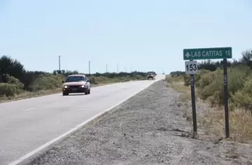 Tragedia en la Ruta 153: el violento choque entre una Ford Ranger y un camión que terminó con una víctima fatal