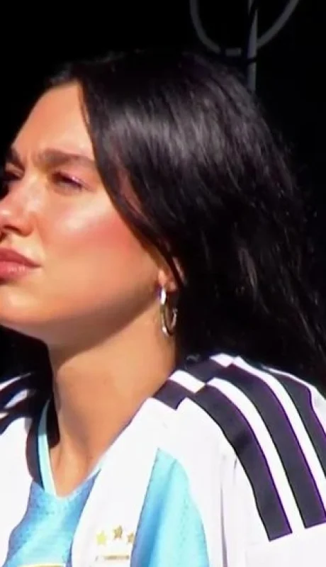 Dua Lipa en La Bombonera/ Fuente: Captura de video