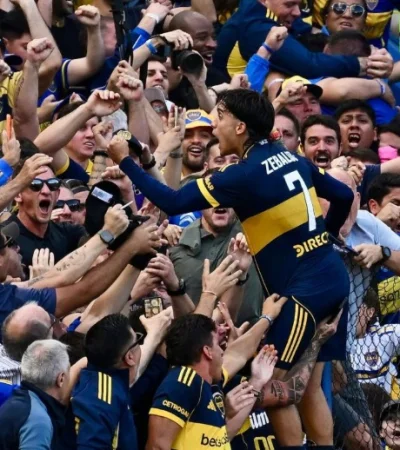 Zeballos celebrando su gol ante River/ Fuente: X