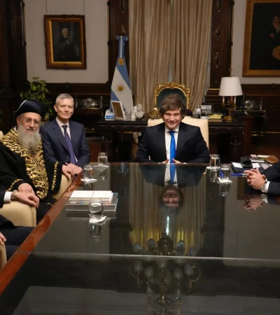 Mensaje a la comunidad judía: el Gran Rabino de Israel y el Embajador se reunieron con Javier Milei