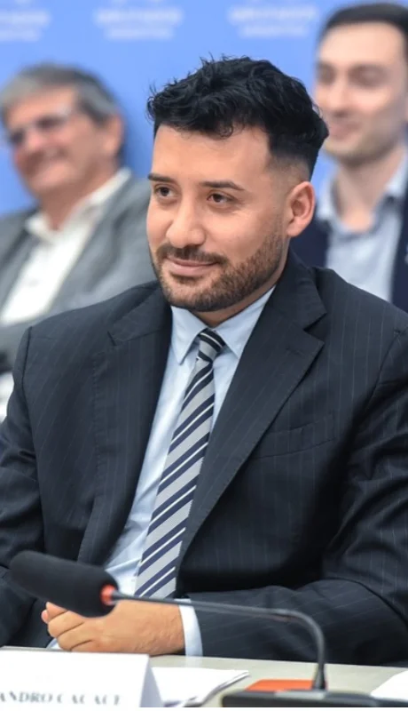 Alejandro Cacace, secretario de Desregulación, habló en Sin Verso.