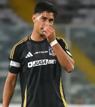 Godoy Cruz llevaría a Colo Colo a la FIFA por Salomón Rodríguez.