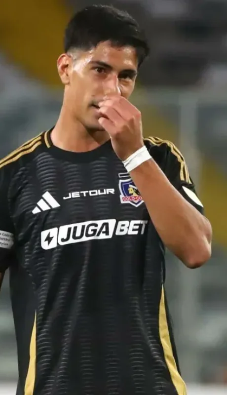 Godoy Cruz llevaría a Colo Colo a la FIFA por Salomón Rodríguez.