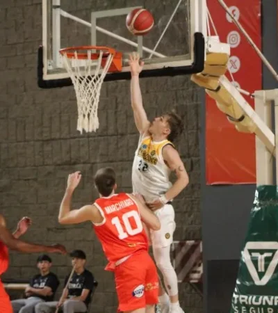 Huracán no pudo en casa.