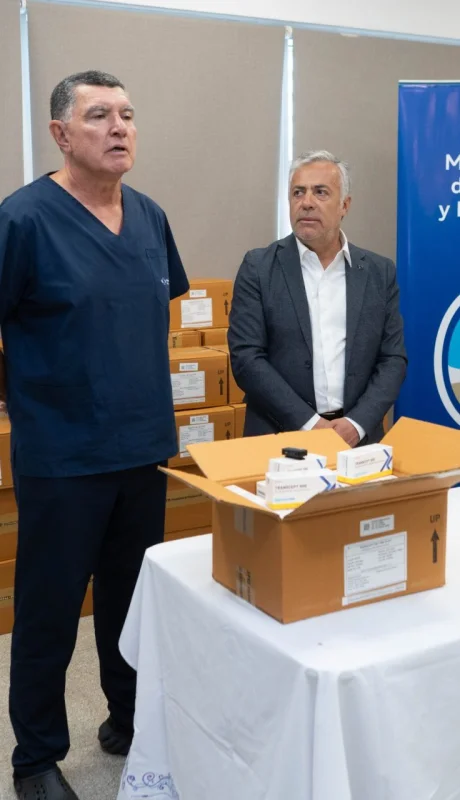 Autoridades provincialoes y del área de Salud