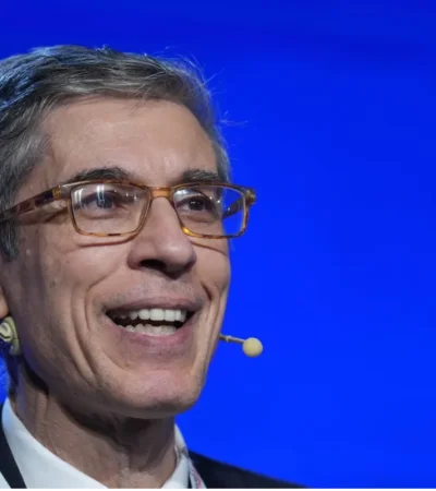 Etchebarne defiende el acuerdo bilateral con Estados Unidos como una oportunidad para modernizar la industria nacional.