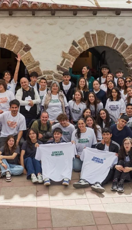 Los estudiantes que fueron convocados para elaborar el "Manifiesto por el Agua".