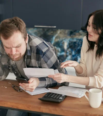 Según la especialista, lo mejor es planificar todos los gastos posibles en conjunto y a principio de año.