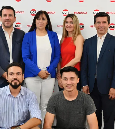 La UCR de Mendoza renueva autoridades.
