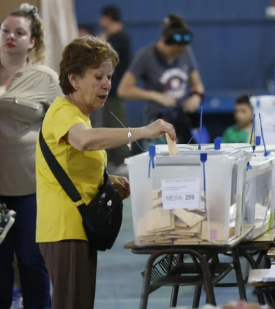 La presidenta del Servel entregó detalles sobre el cronograma de la noche.