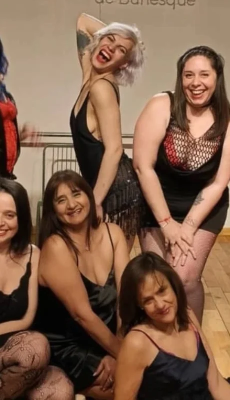 El elenco de La Burleza que se presenta el 21 de noviembre