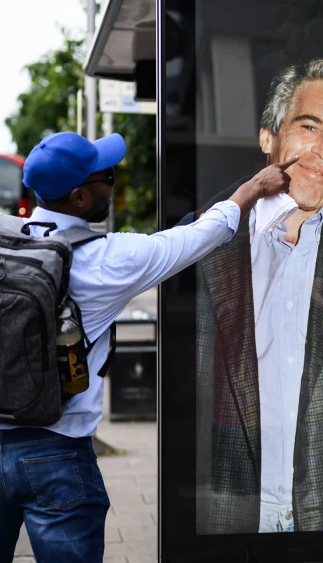 El republicano cedió a la presión y aseguró que está "totalmente a favor" de firmar la ley de desclasificación de los tórridos documentos.