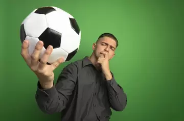 ¿No te gusta el fútbol? La psicología explica por qué y qué significa realmente